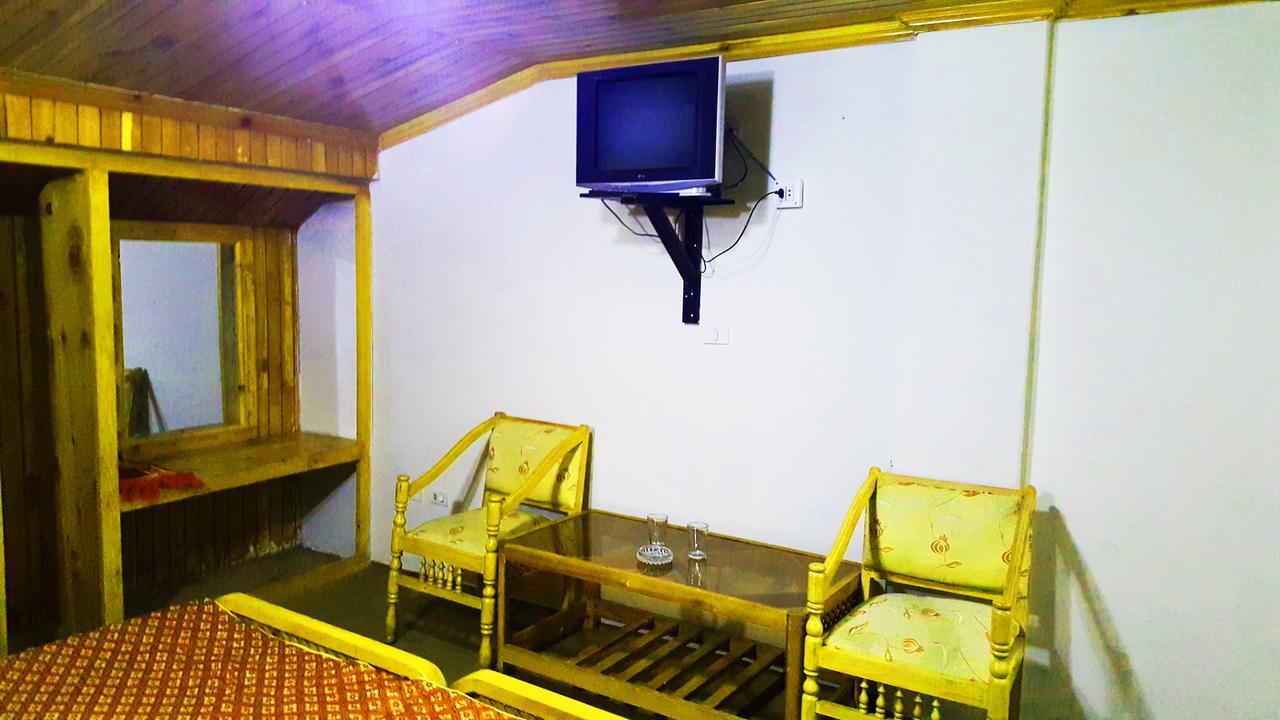 Pine Top Hotels Naran Exterior foto